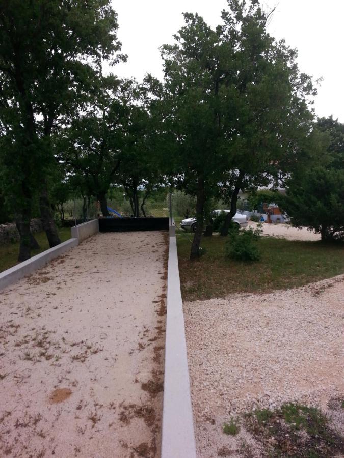 Holiday Home Hrast Debeljak Εξωτερικό φωτογραφία